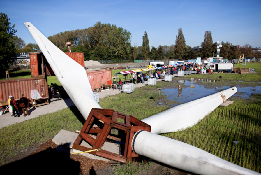 DAG HAP terrein (werk refunc), foto: Arenda Oomen, courtesy Stroom Den Haag