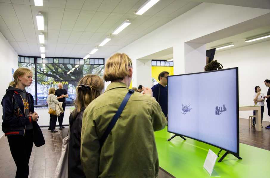 left gallery: rite of access, installation view Stroom Den Haag, 2019 foto: Naomi Moonlion, courtesy Stroom Den Haag