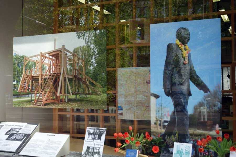 Etalage Stroom Den Haag, 2014 foto: courtesy Stroom Den Haag