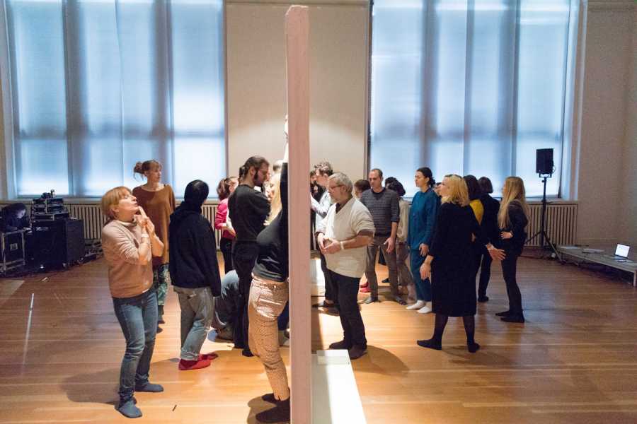 'Strange Attractors', somatic ASMR larp by Susan Ploetz and Claire Tolan, foto: courtesy Berliner Festspiele