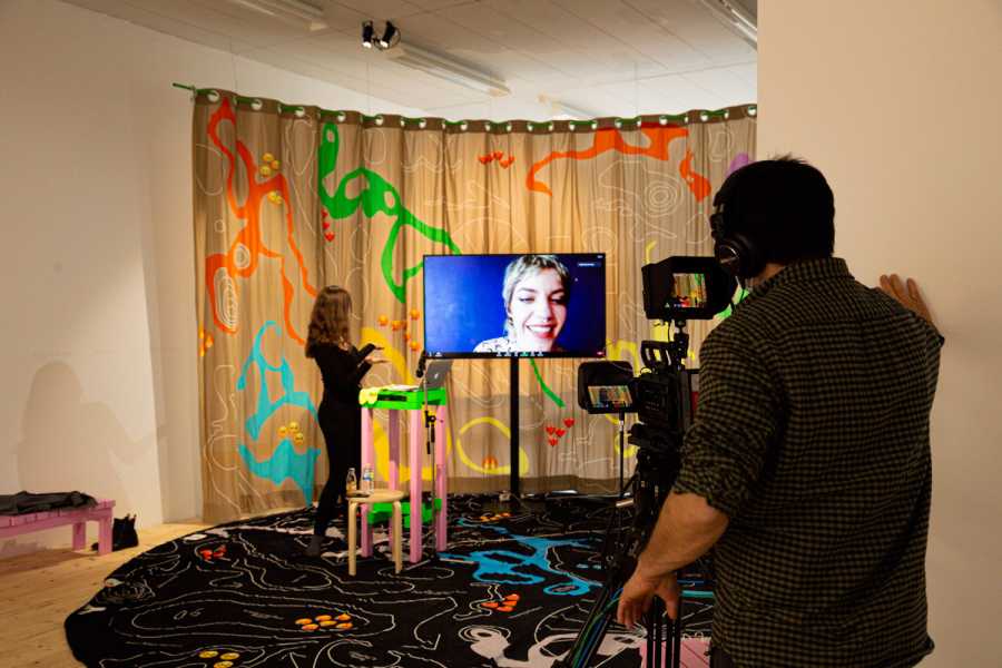 US: Shaping Time, live streaming foto: Naomi Moonlion, courtesy Stroom Den Haag