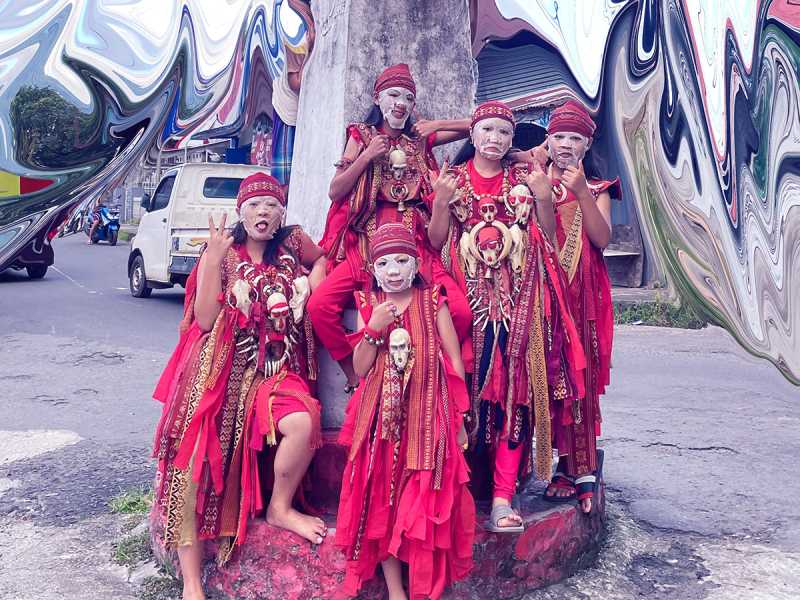 Natasha Tontey, 'Garden Amidst the Flame', 2022 foto: courtesy the artist