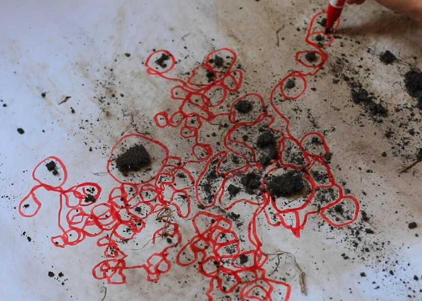 Anastasija (Nastija) Kiake, 'Dutch Landscape', video still foto: courtesy the artist