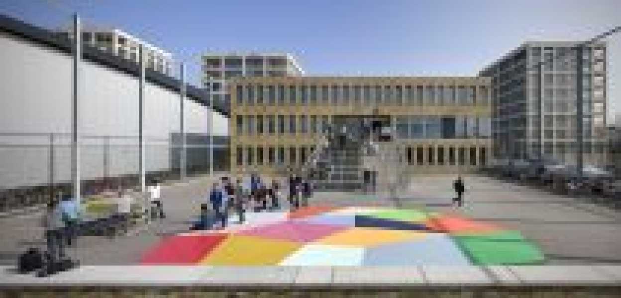 George Korsmit, podium bij Maris College Houtrust foto: Gert Jan van Rooij