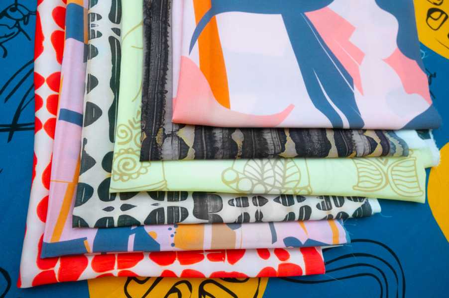 Etalage The Nest Collective bij Stroom Den Haag foto: Jassir Jonis, courtesy Stroom Den Haag